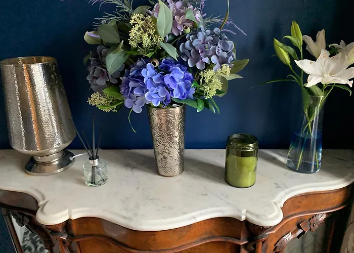 Suaimhneas, Homestay *